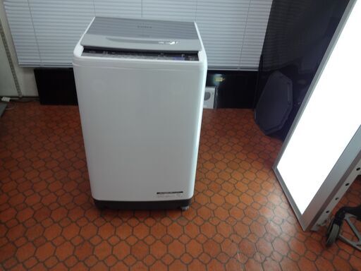 ID 987805  洗濯機日立9.0Kg　２０１６年製　BW-V90A