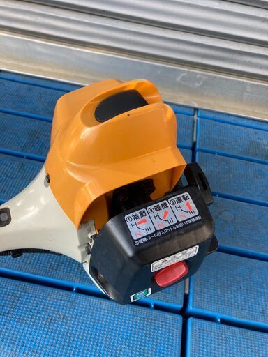 RYOBI リョービ　エンジン刈払機　EKK-2620
