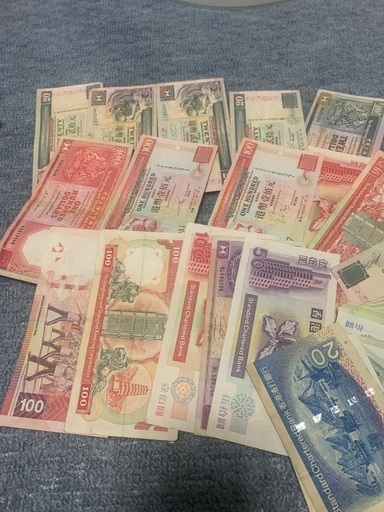 香港1300ドルになります、 | drleonardocatizani.com.br