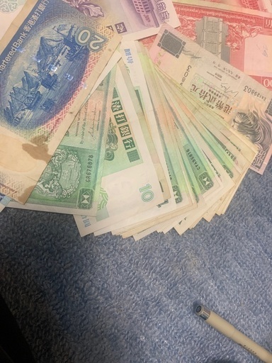 香港1300ドルになります、 | drleonardocatizani.com.br