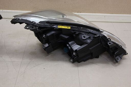 トヨタ クラウンアスリート ヘッドランプ 左右 (A411ywswY)