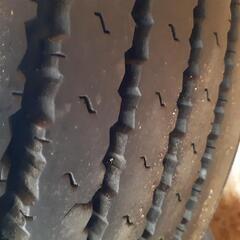 4t用ラジアルタイヤバリ山