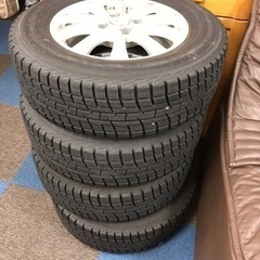 冬用タイヤ　サイズ　185/70R14.  88Q