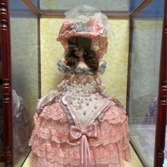 お人形　ピンクドレス　取りに来られる方お願いします。