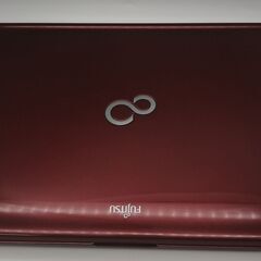 富士通ノートパソコン i7（中古）、8GBのメモリ、HDD500GB、15.6画面 
