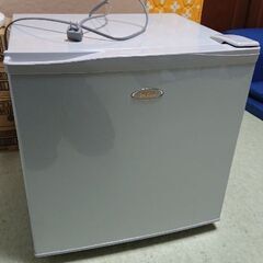 取引中 ハイアール 40L 小型冷凍庫 フリーザー