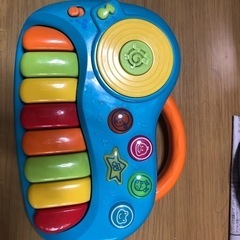 ピアノ玩具