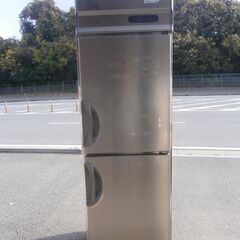 ☆中古品 フクシマ（福島工業） 業務用冷蔵庫 UNR-060RM5 100V 2012年 389L サイズ：600ｘ650ｘ1950ｍｍ 動作確認済み☆ ☆中古品 フクシマ（福島工業） 業務用冷蔵庫 UNR-060RM5 100V 2012年