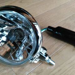 【値下げ】バイク　ヘッドライト4.5インチ　メッキ