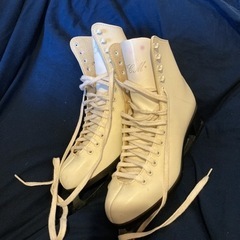 CCM アイススケート靴