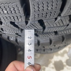 スタッドレスタイヤセット　バリ溝　175/65R 15