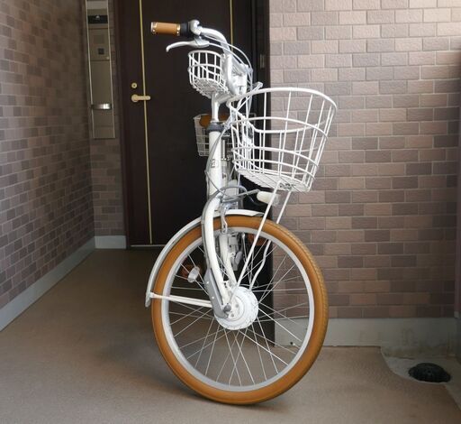 ブリヂストンの電動アシスト自転車イルミオです。購入後ほぼ乗ってい