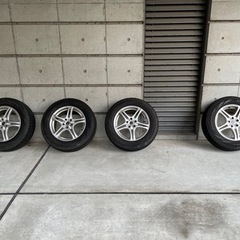 スタッドレスタイヤ ホイール4本セット（値段交渉可）