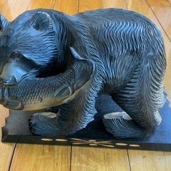 北海道で購入した木彫りの熊 横34、奥行き20、高さ22セ…