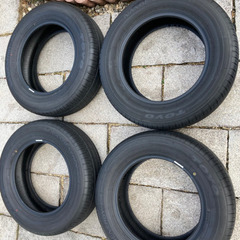 新車外し　195/65r15 ノーマルタイヤ　値段下げました。