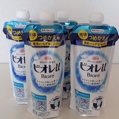 【4個セット】ビオレU　ボディウォッシュ　液体タイプ　詰め替え用...