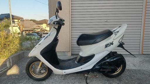 バッテリー、プラグ、エアフィルター新品 ホンダ ライブディオ ZX仕様