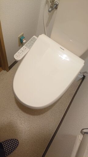 温水洗浄便座（ウォシュレット）