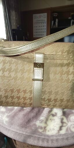ミラーションの新品に近いバッグ