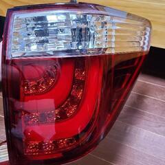 20ヴェルファイア社外テールランプ