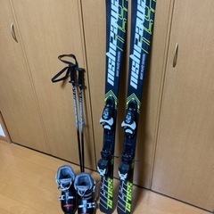 【お譲り先決定】ジュニアスキーセット　スキー板 ストック ブーツ