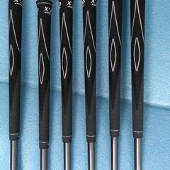 ダンロップ　ゼクシオ(XXIO)フォージド アイアン　#５〜ＰＷ （Ｓ) ６本