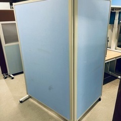 2つ折りパーテーション
