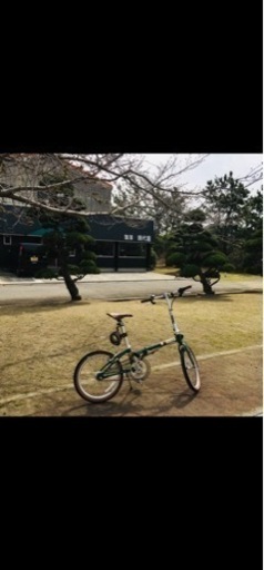 試乗お話し中。DAHON 折りたたみ自転車　20インチ　おまけつき