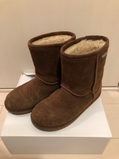 EMU ムートンブーツ　20cm