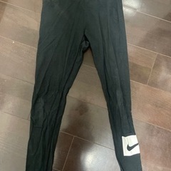 NIKE レディースM  フィットネス　レギンス