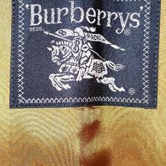 BURBERRYトレンチコートです😊