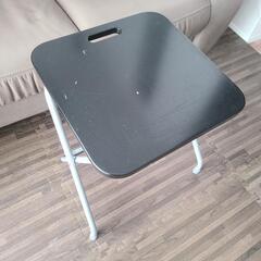 【無料】IKEA折り畳みサイドテーブル