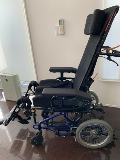 有薗製　車椅子ギャッジ、リクライニング付き