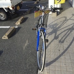 ★12/13 【✨ブルーとホワイトライン✨】参考上代39,900円 CHEVAUX 700cクロスバイク 自転車 STL020878