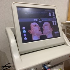 ウルセラハイフマシン　小顔効果、たるみ引き上げなど