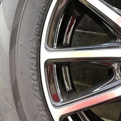 スタッドレスタイヤ4本　ホイールナット付き