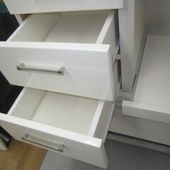 R079 NITORI キッチンボード、食器棚、幅75cm