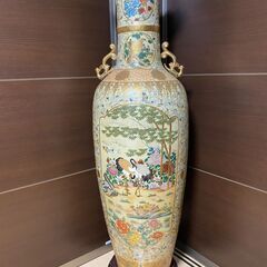 薩摩焼　榮盛窯 瀧山作 薩摩焼 金襴手　 高さ155cm　胴回り155cm　直接引取も可能