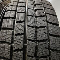 走行短め DUNLOP WINTER MAXX WM01 215/65R16 16インチ スタッドレス 4本 2017年製 アルファード ヴェルファイア等　(VTI448)クレジットカード QRコード決済可能