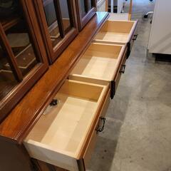 カリモク・食器棚