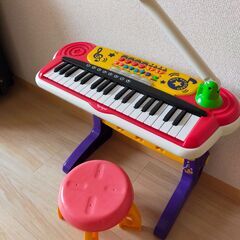 ローヤル キッズキーボードDX　おもちゃ　ピアノ　 椅子セット