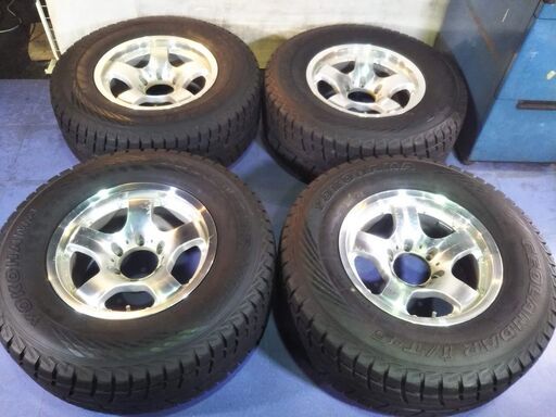 冬 4WD プラド サーフ 16インチ【富山】パジェロ ランクル ハイラックス FJクルーザー 希少 オフセット+5 PCD139.7 ET5 ヨコハマ 265/70R16 中古 4本 発送