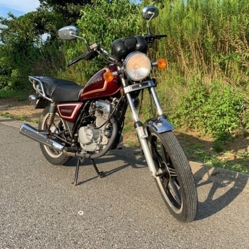 852. 【高年式】スズキ・GN125-2F 低走行！キャブOH済みプラグ新品オイル交換済み！期間良好！千葉県柏市から格安配送可能！原付2種！整備済み！