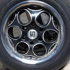 ハイエース 215/65R16