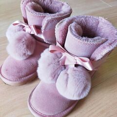 子供靴　モコモコ ムートンブーツ 長靴　ポンポン付き　裏起毛　冬用