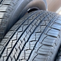 美品　9.5分山　265/65R17   タイヤ　　新車外し　パジェロ　ランクル　プラドなど