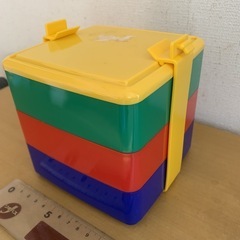 ミニ重箱（３段） プラスチック製 保存容器  中古 