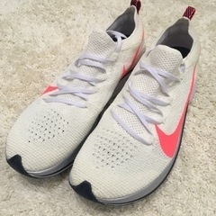 NIKE ズームフライフライニット