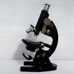 昭和の顕微鏡1