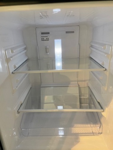 中古 シャープ冷蔵庫 137L 【関西地区はお届けします】